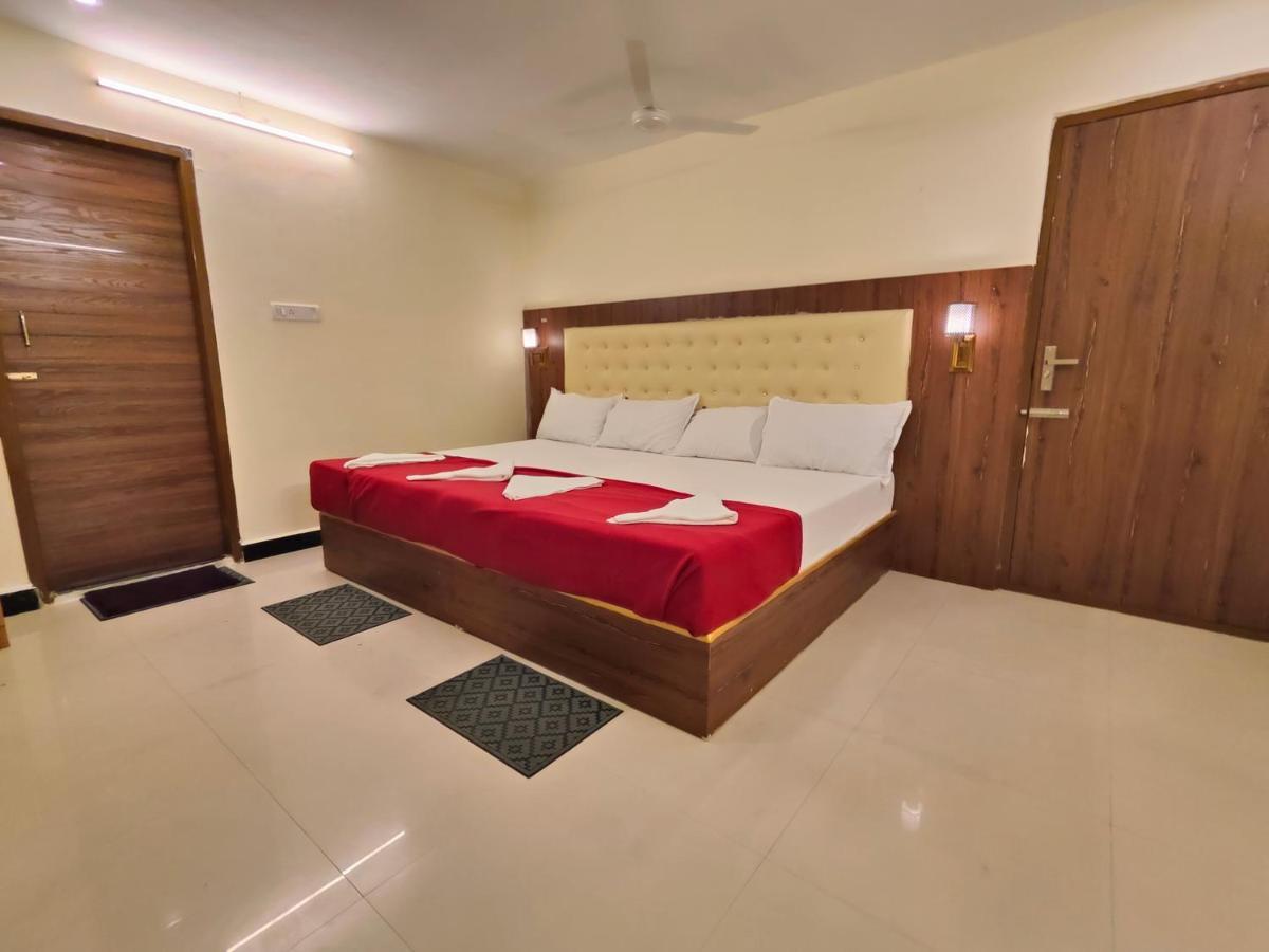 Hotel Comfort Канчипурам Екстериор снимка