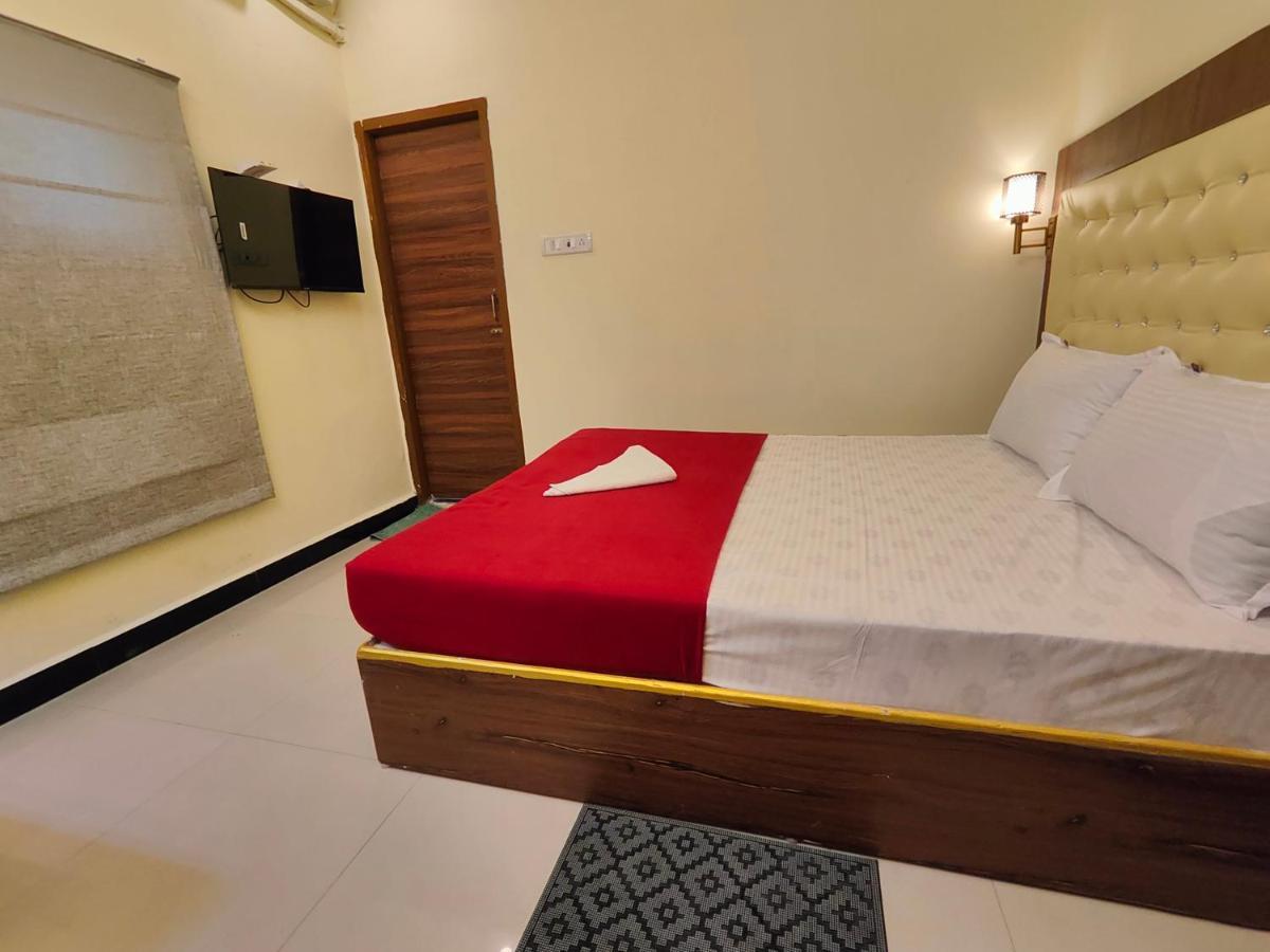 Hotel Comfort Канчипурам Екстериор снимка