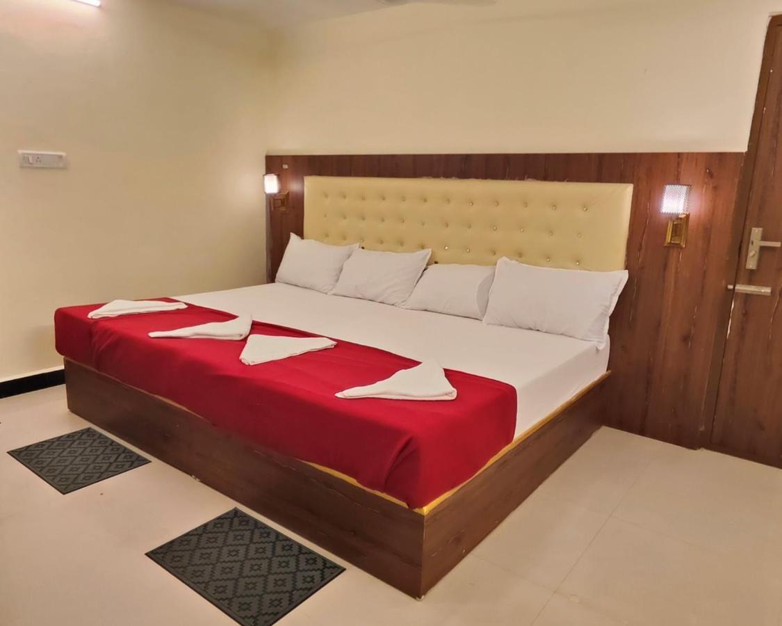 Hotel Comfort Канчипурам Екстериор снимка